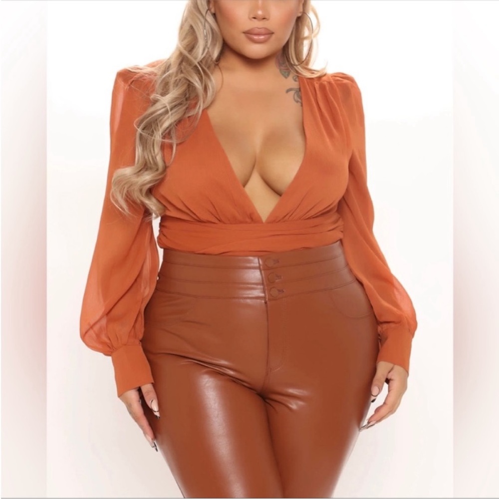 Fashion Nova Long Sleeve Deep V-neck Bodysuit with Ruching Detail